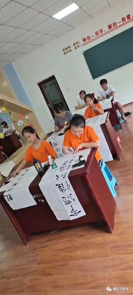 翰墨飄香，丹青溢彩——為蓬安古風軒書畫工作室考級獲證書的學員們點贊