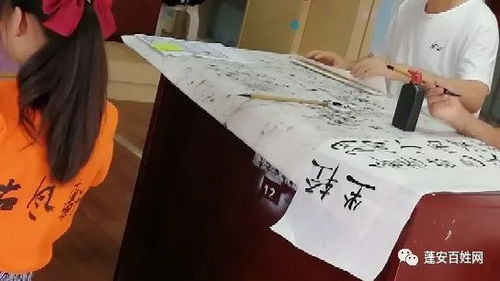 四川省社會(huì)藝術(shù)水平書(shū)畫(huà)美術(shù)考級(jí)南充市文化館考點(diǎn)考試有序進(jìn)行